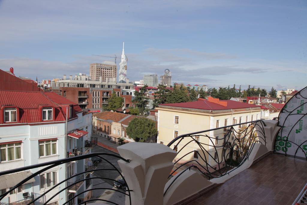 Apartment With Summer Terrace Batumi Værelse billede